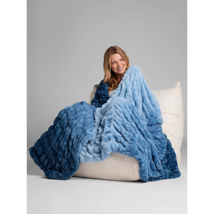 Dreamer Blanket – Ultra-Soft Oversized Plush Blanket with 4-Way Stretch, Lightweight & Cozy