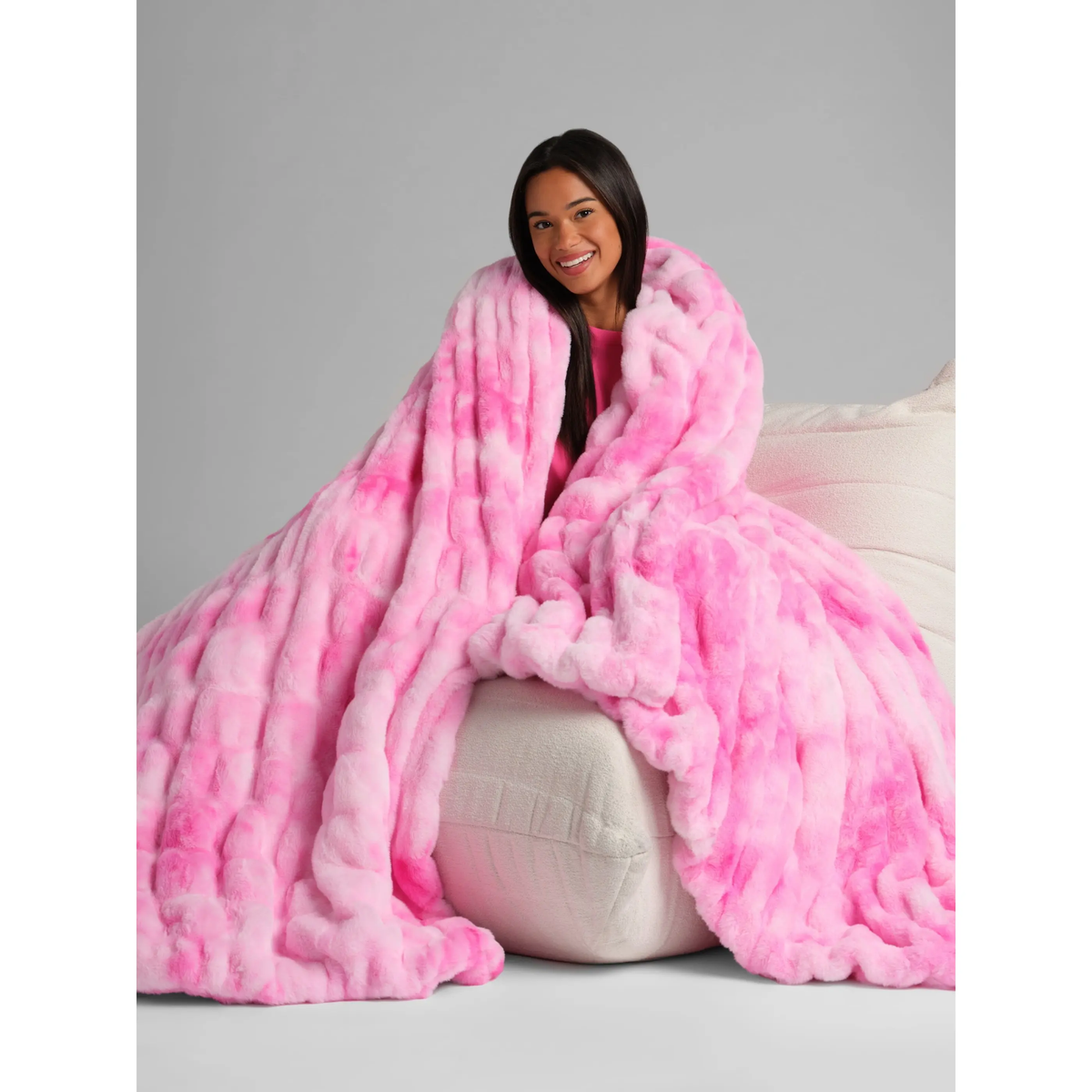 Dreamer Blanket – Ultra-Soft Oversized Plush Blanket with 4-Way Stretch, Lightweight & Cozy