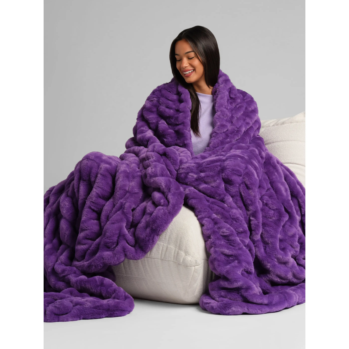 Dreamer Blanket – Ultra-Soft Oversized Plush Blanket with 4-Way Stretch, Lightweight & Cozy