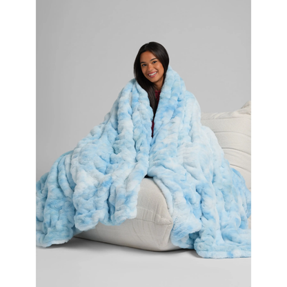 Dreamer Blanket – Ultra-Soft Oversized Plush Blanket with 4-Way Stretch, Lightweight & Cozy