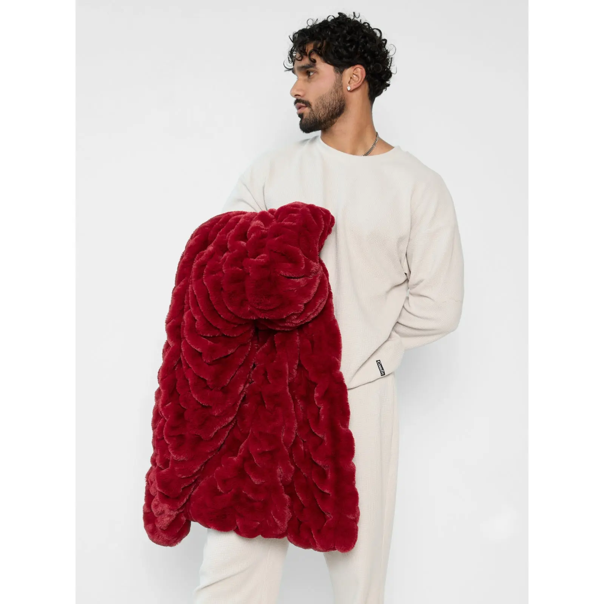 Dreamer Blanket – Ultra-Soft Oversized Plush Blanket with 4-Way Stretch, Lightweight & Cozy